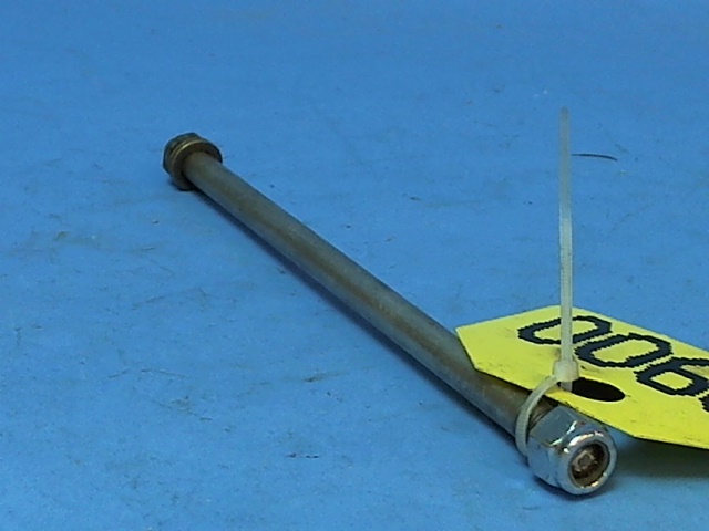 401 456 Piper - ROD - Axle (3/8 x 8.20)